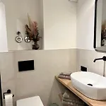 Pittino Gartensuite 02 In Zweiter Seereihe Ammersee Apartmán *