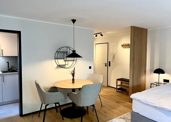 דירה Pittino Gartensuite 02 In Zweiter Seereihe Ammersee הרשינג אם אמרזי